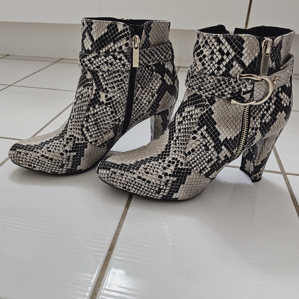 Guess Ankle Mid Calf Boots, Faux Leather Snake Skin Print, Sz 39